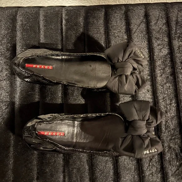 Prada Black Bow Detail Flats - Picture 2 of 7